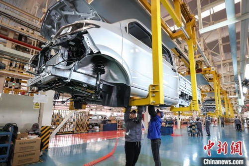 貴州匯川 趕訂單 汽車工廠生產忙 汽車銷售旺